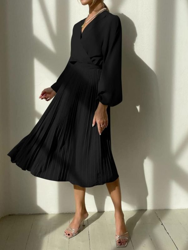 Saonta  Womens V Neck Flowy Ruffle Pleated Casual Fall Dress