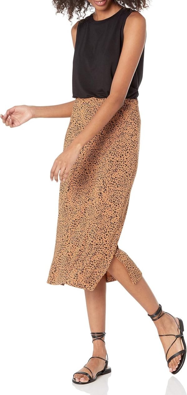 Saonta  Women's Pull-On Knit Midi Skirt (Available in Plus Size)